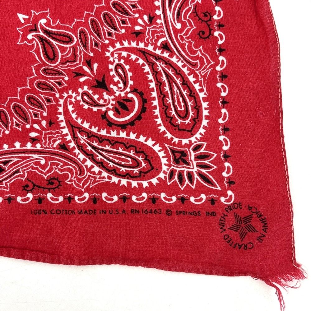 Vintage Western WAMCRAFT  Red 16" Bandana RN 16463  USA Cotton Handkerchief FLAW - Picture 4 of 8